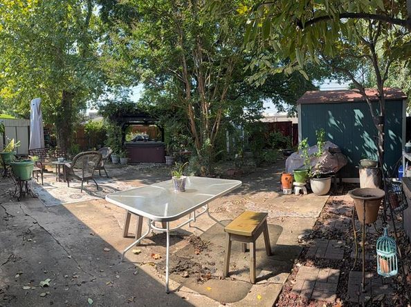 1206  Milam Way , Carrollton Texas 75006