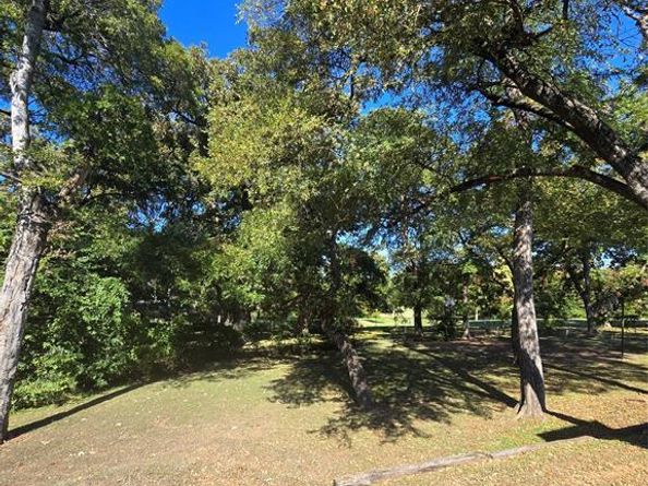 1736  Westerham Drive , Dallas Texas 75232