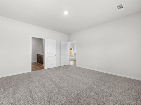 4252  Possumhaw Drive , Dallas Texas 75241