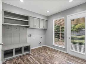 1924  Druid Lane , Fort Worth Texas 76112