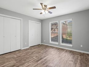 1924  Druid Lane , Fort Worth Texas 76112