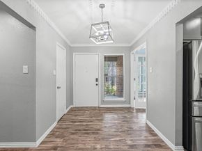 1924  Druid Lane , Fort Worth Texas 76112