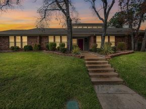 1924  Druid Lane , Fort Worth Texas 76112