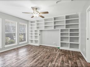 1924  Druid Lane , Fort Worth Texas 76112