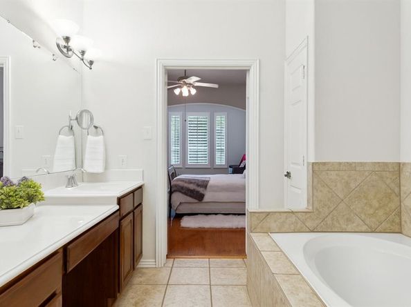 6813  Allegiance Drive , McKinney Texas 75071
