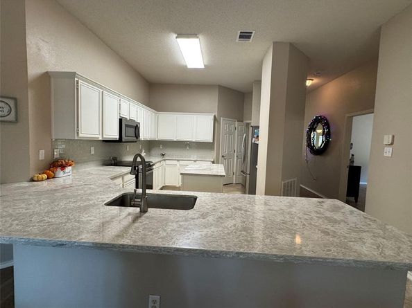 2075  Sunset Lane , Lewisville Texas 75067