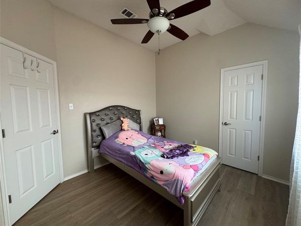 2075  Sunset Lane , Lewisville Texas 75067