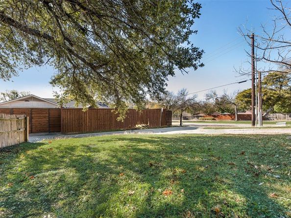 4602  Redwood Drive , Garland Texas 75043