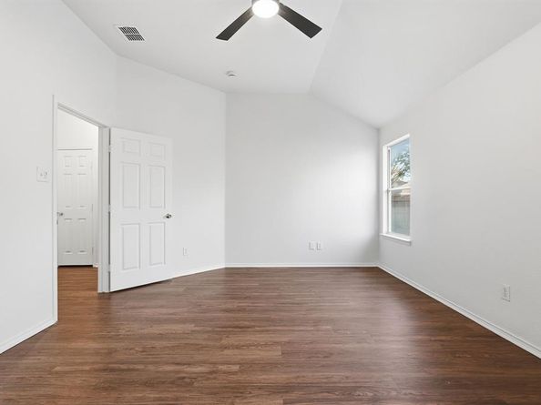 1409  Pheasant Run Trail , Fort Worth Texas 76131