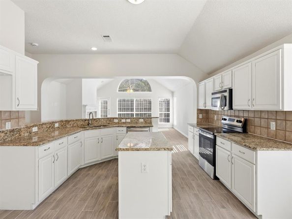 7955  Hosta Way , Fort Worth Texas 76123