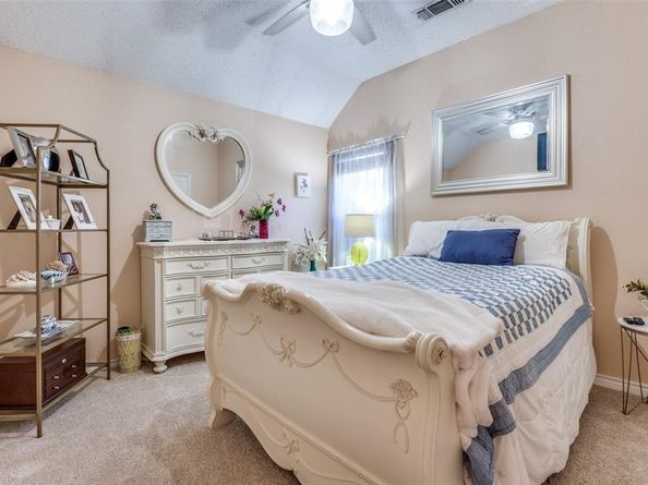 2207  Richmond Circle , Mansfield Texas 76063