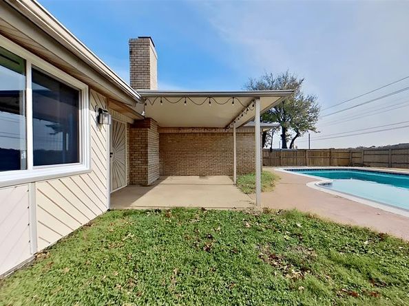 5016  Saint Lawrence Road , Fort Worth Texas 76103