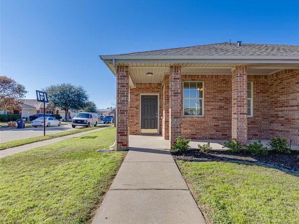 8701  Gaines Drive , Fort Worth Texas 76244