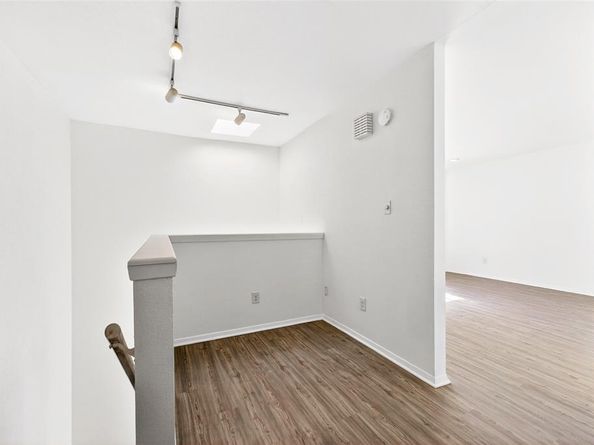 4338  Hartford Street  7, Dallas Texas 75219