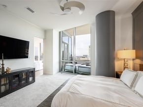 2200  Victory Avenue  2401, Dallas Texas 75219