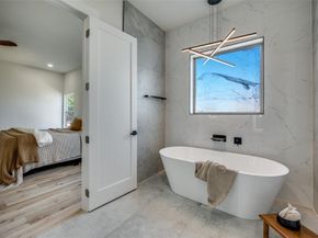 3314  NAVARO Street , Dallas Texas 75212