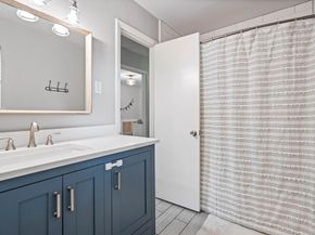 10631  Larchfield Lane , Dallas Texas 75238