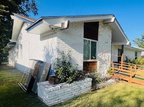 1327  Oak Meadows Drive , Dallas Texas 75232