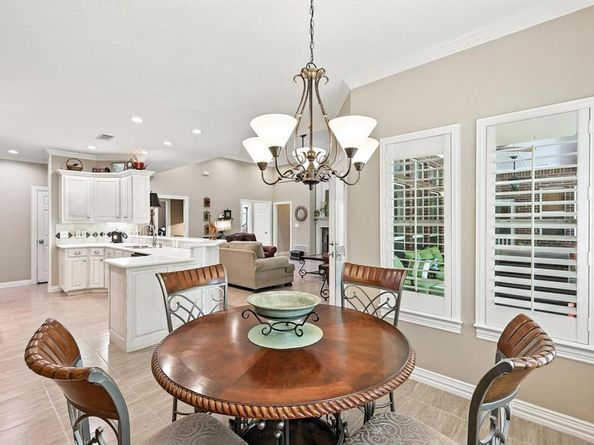 109  Visalia Lane , Denton Texas 76210