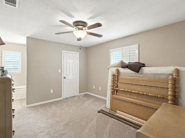 109  Visalia Lane , Denton Texas 76210