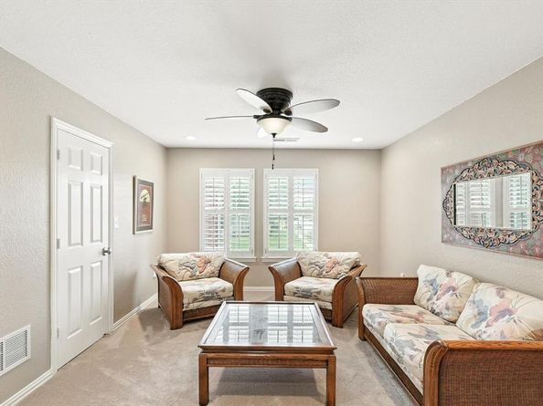 109  Visalia Lane , Denton Texas 76210