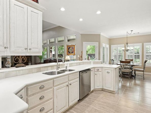 109  Visalia Lane , Denton Texas 76210