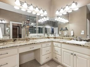 109  Visalia Lane , Denton Texas 76210