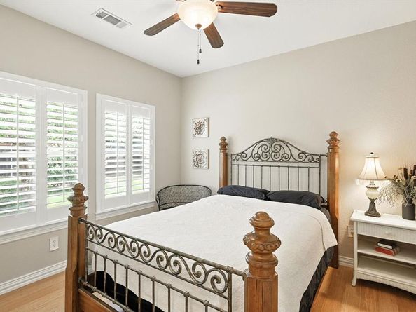 109  Visalia Lane , Denton Texas 76210