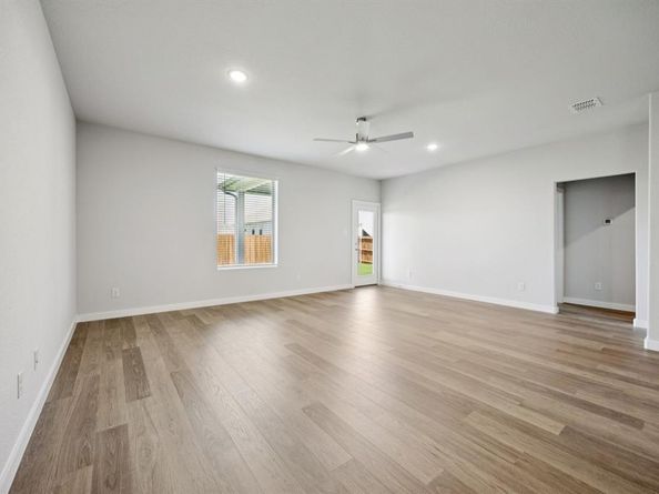 7624  Kingfisher Road , Aubrey Texas 76227