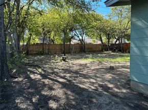 1600  Beaumont Street , Fort Worth Texas 76106