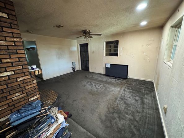 4212  Central Lane , Balch Springs Texas 75180