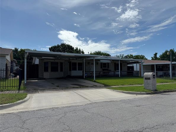 4212  Central Lane , Balch Springs Texas 75180
