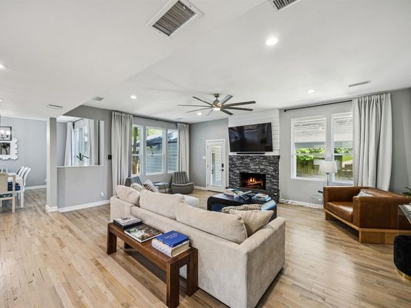 7018  Blackwood Drive , Dallas Texas 75231