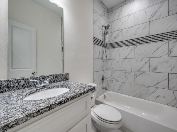 2709  Pennsylvania Avenue , Dallas Texas 75215