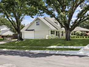 10611  Wyatt Street , Dallas Texas 75218