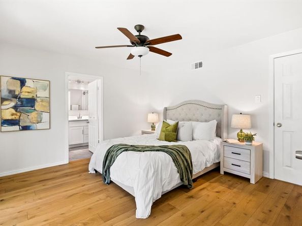 10611  Wyatt Street , Dallas Texas 75218
