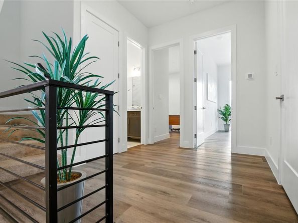 4640  Munger Avenue  102, Dallas Texas 75204