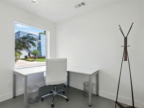 4640  Munger Avenue  102, Dallas Texas 75204