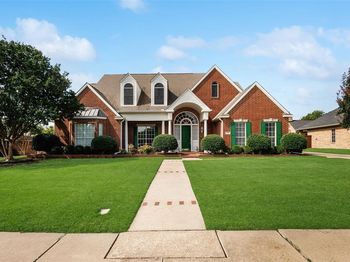 128  Country Club Drive 