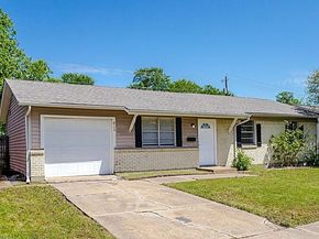 813  Rosewood Hills Drive , Garland Texas 75040