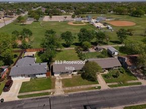 813  Rosewood Hills Drive , Garland Texas 75040