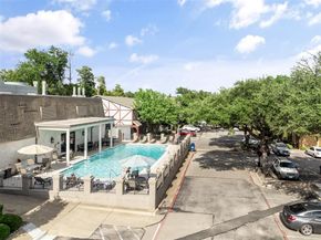 5915  Copperwood Lane  1141, Dallas Texas 75248