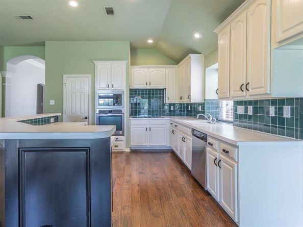 3207  Arcadia Drive , Arlington Texas 76017