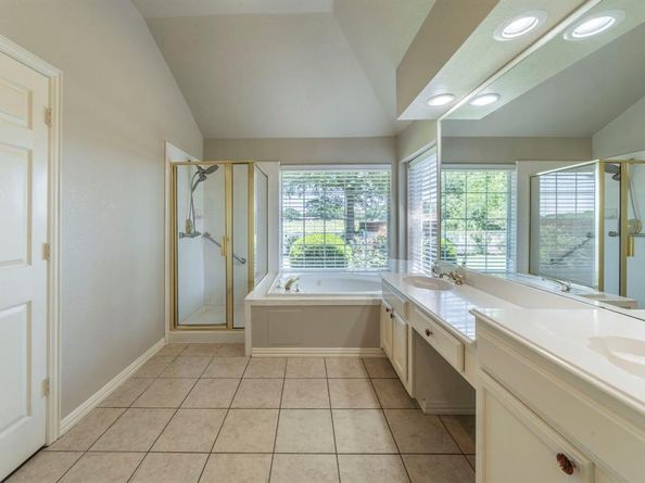 3207  Arcadia Drive , Arlington Texas 76017