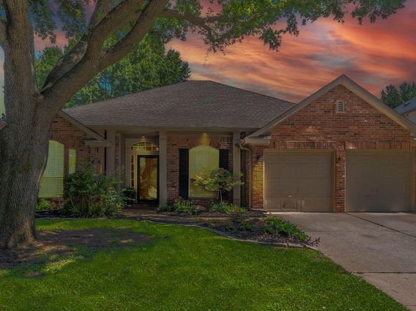 3207  Arcadia Drive , Arlington Texas 76017