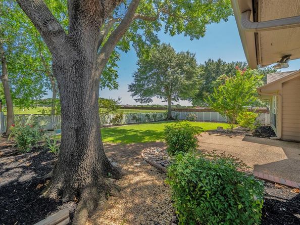 3207  Arcadia Drive , Arlington Texas 76017