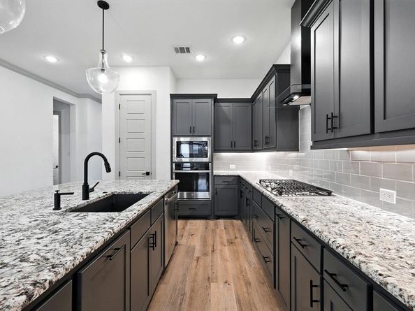 4821  Cypress Thorn Drive , Arlington Texas 76005