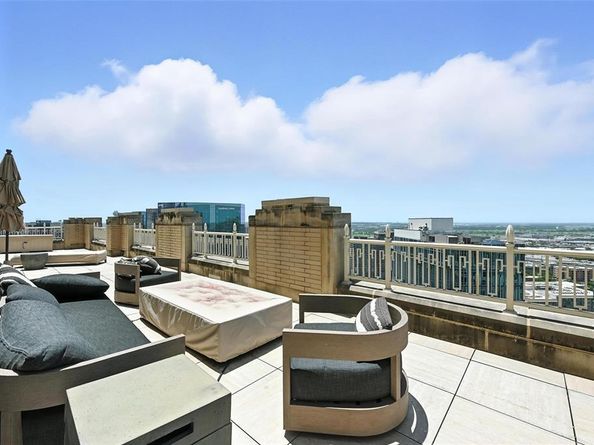 2555 N Pearl Street  2200, Dallas Texas 75201