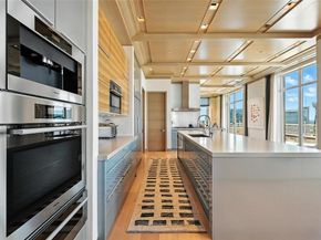 2555 N Pearl Street  2200, Dallas Texas 75201