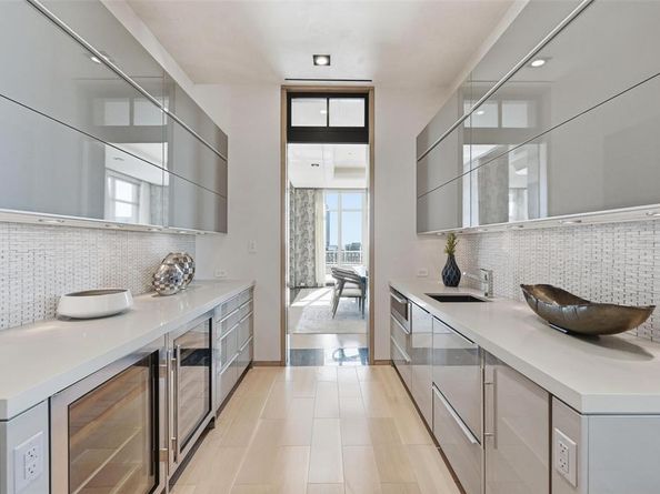 2555 N Pearl Street  2200, Dallas Texas 75201